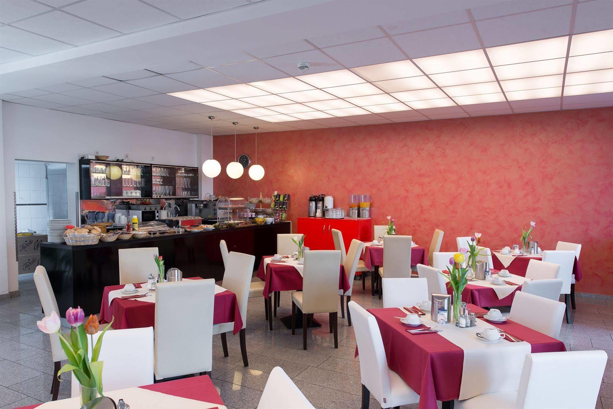 Goethe Hotel Messe By Trip Inn Frankfurt am Main ภายนอก รูปภาพ