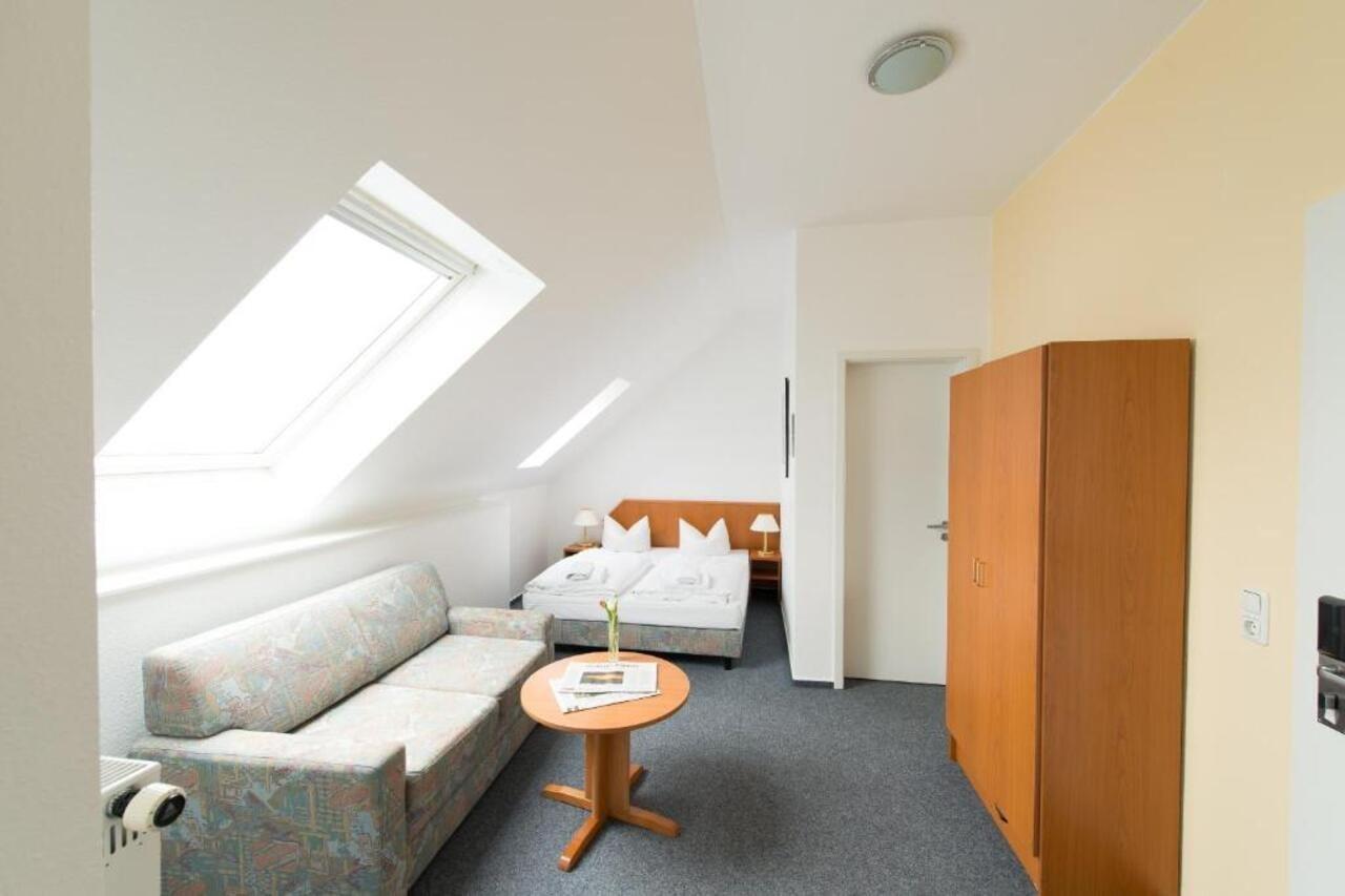 Goethe Hotel Messe By Trip Inn Frankfurt am Main ภายนอก รูปภาพ