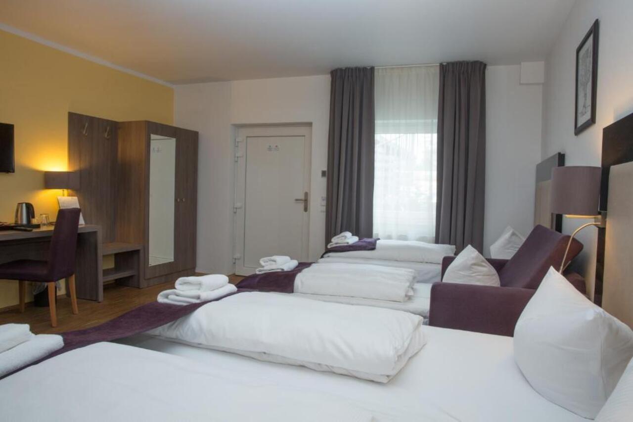 Goethe Hotel Messe By Trip Inn Frankfurt am Main ภายนอก รูปภาพ